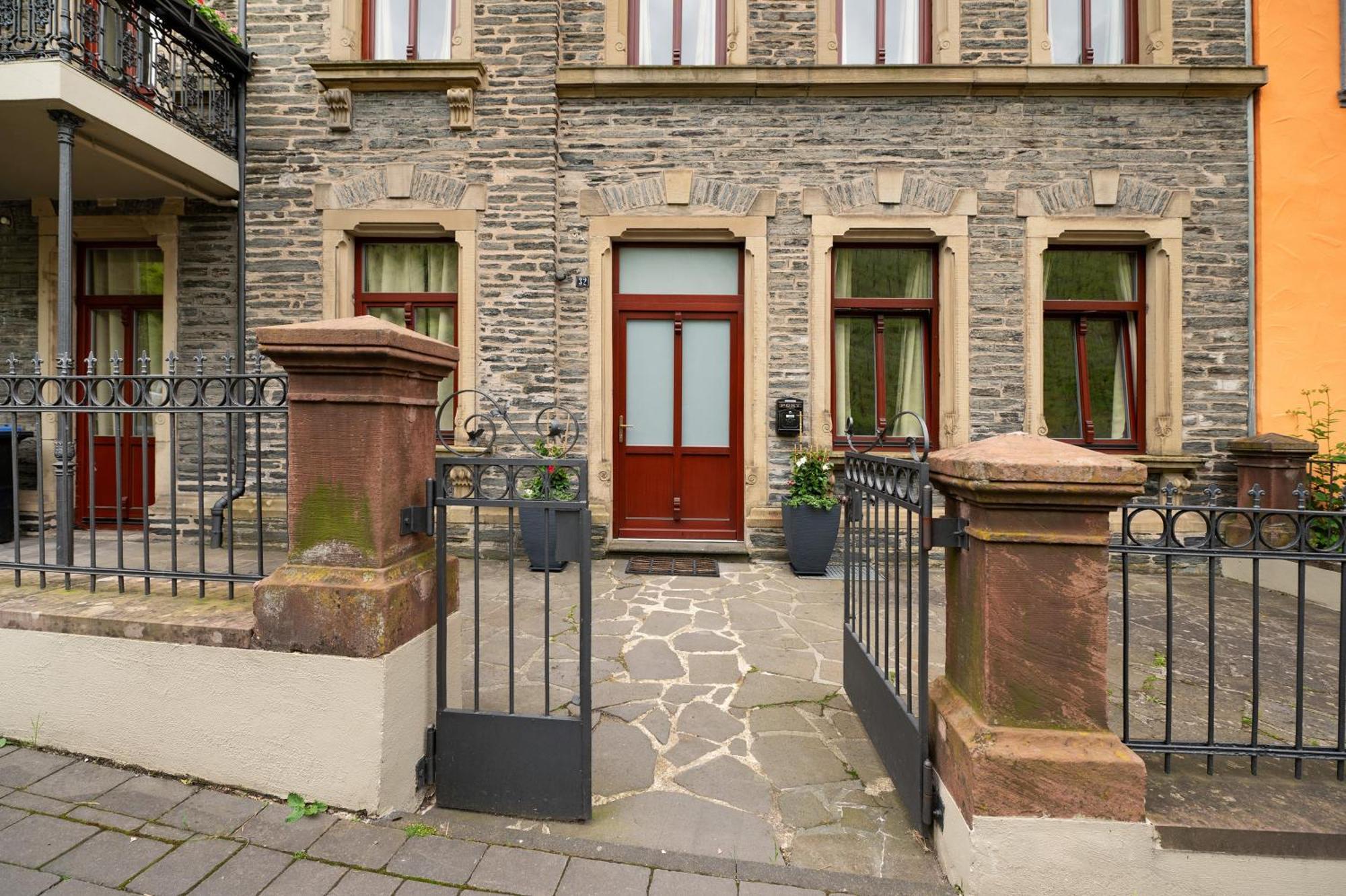 Alte Stadtvilla Am Weinberg 4 Traben-Trarbach Esterno foto